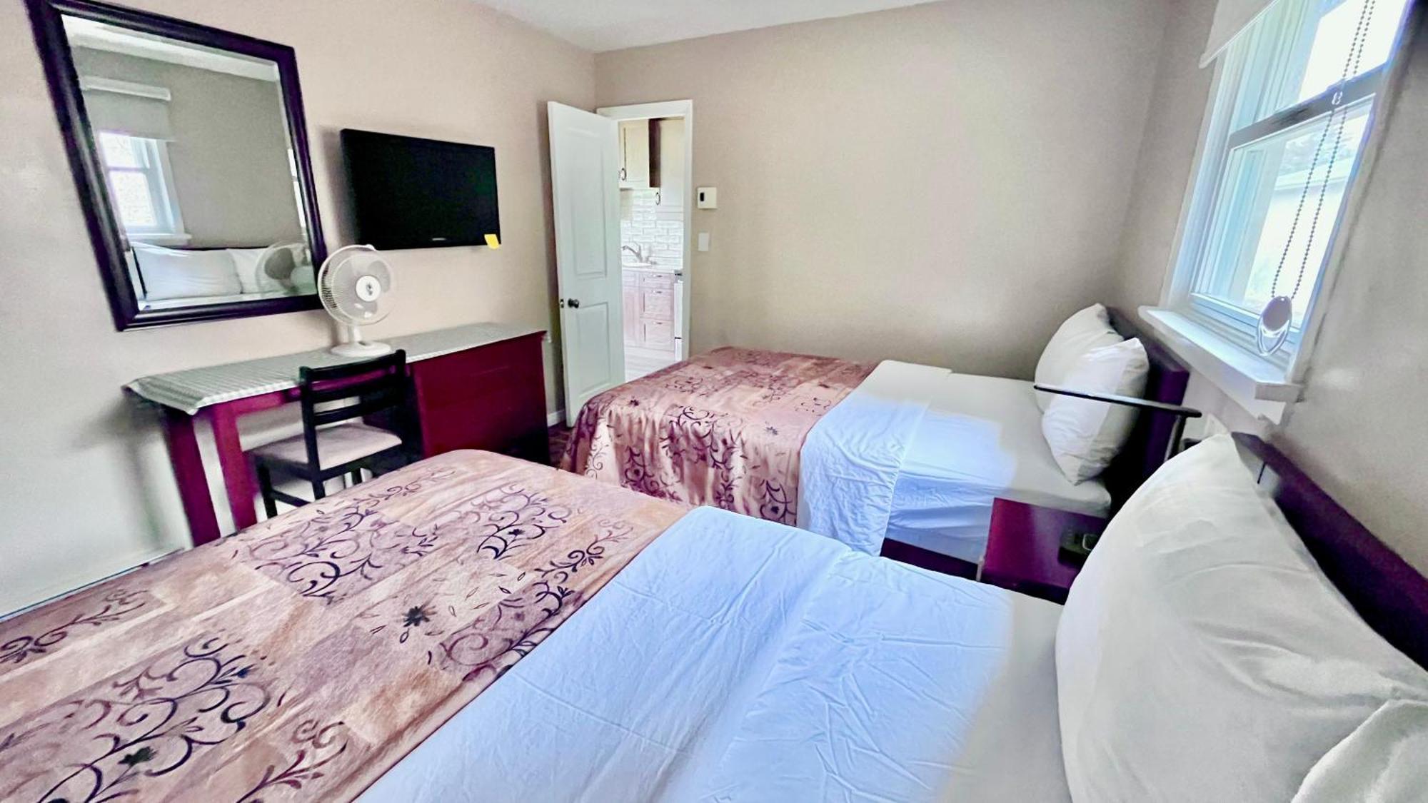 Park Place Motel & Suites Tweed 外观 照片