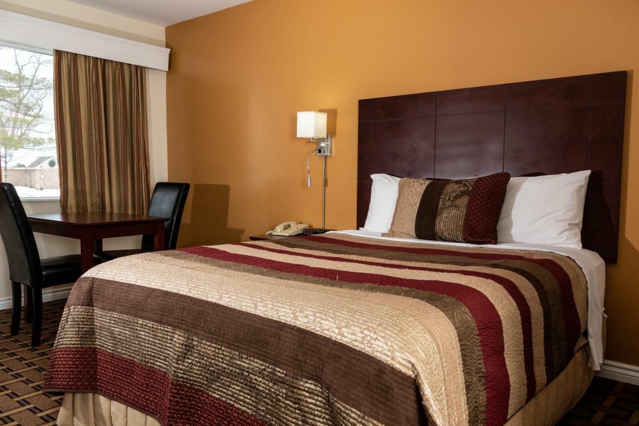 Park Place Motel & Suites Tweed 外观 照片